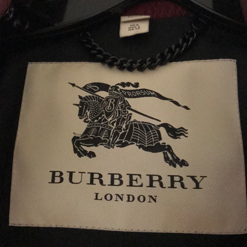 Burberry coats - Picture 7 of 8